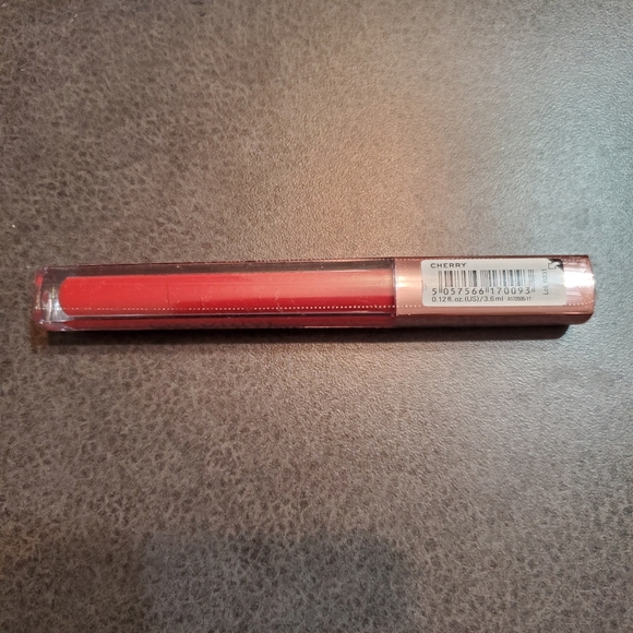 Revolution Lip Vinyl 💋 cherry - Picture 4 of 8